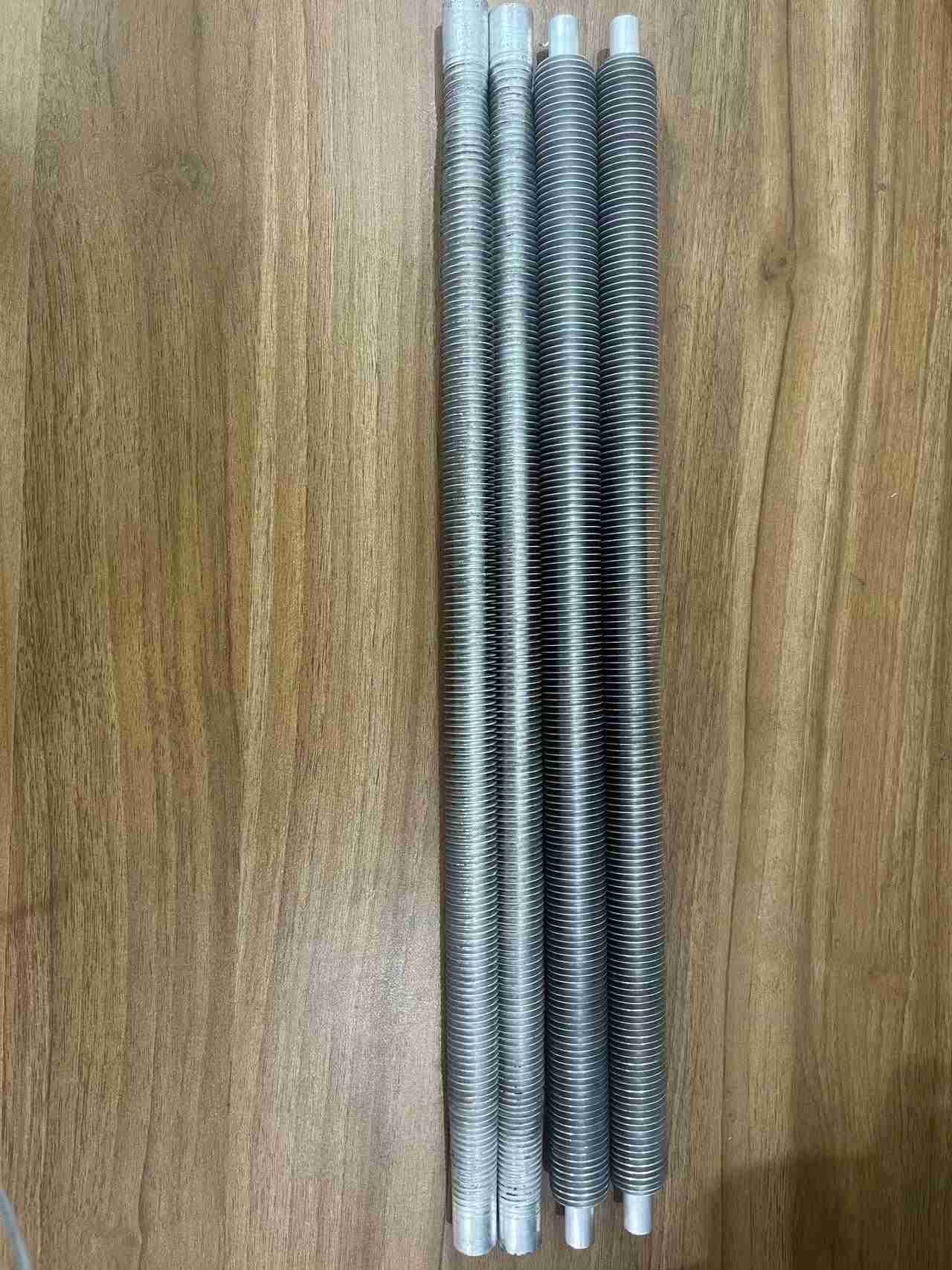 Olio hozteko aluminiozko hegats-tutua
